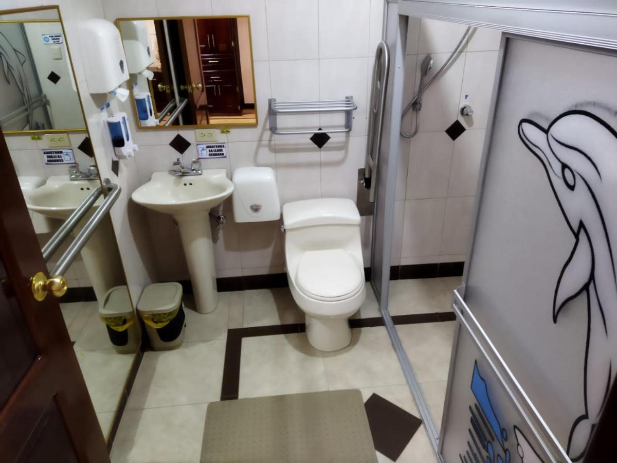 Hotel Velanez Suite Риобамба Екстериор снимка