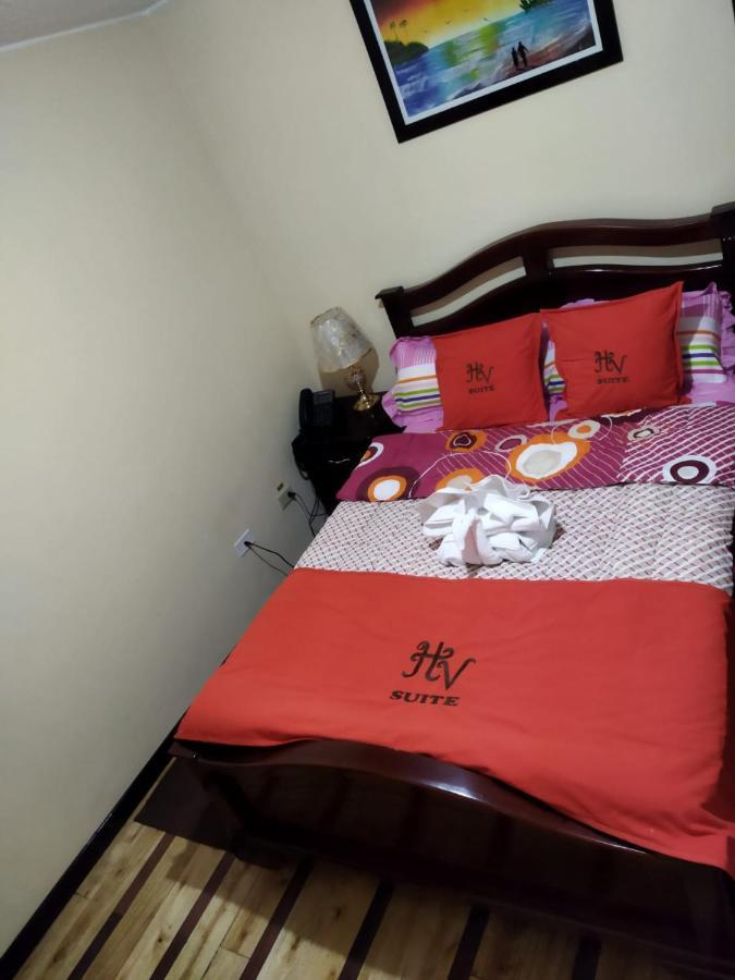 Hotel Velanez Suite Риобамба Екстериор снимка