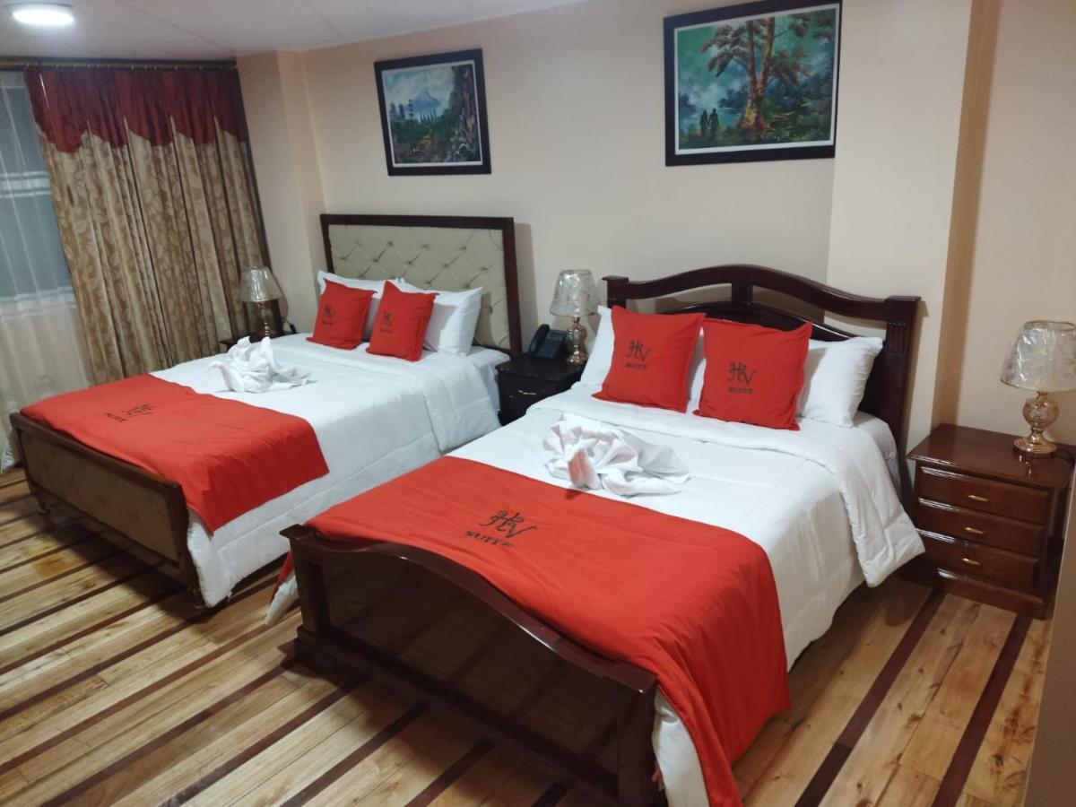 Hotel Velanez Suite Риобамба Екстериор снимка