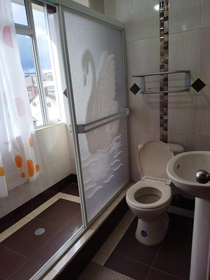 Hotel Velanez Suite Риобамба Екстериор снимка