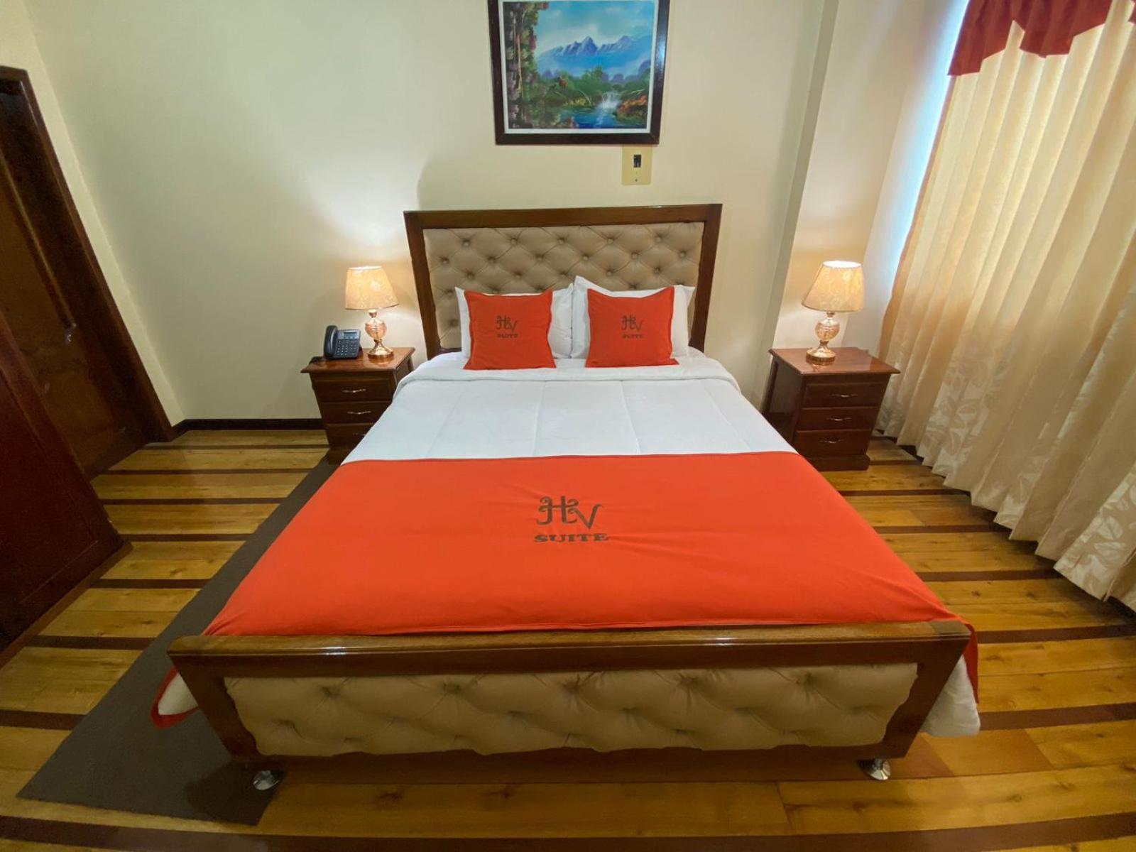 Hotel Velanez Suite Риобамба Екстериор снимка